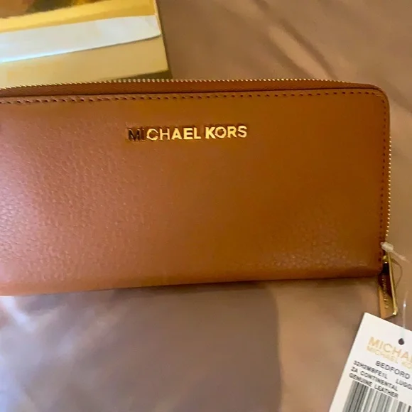 Michael Kors Bedford leather wallet